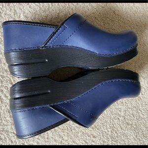 Dansko Professional Blue 37